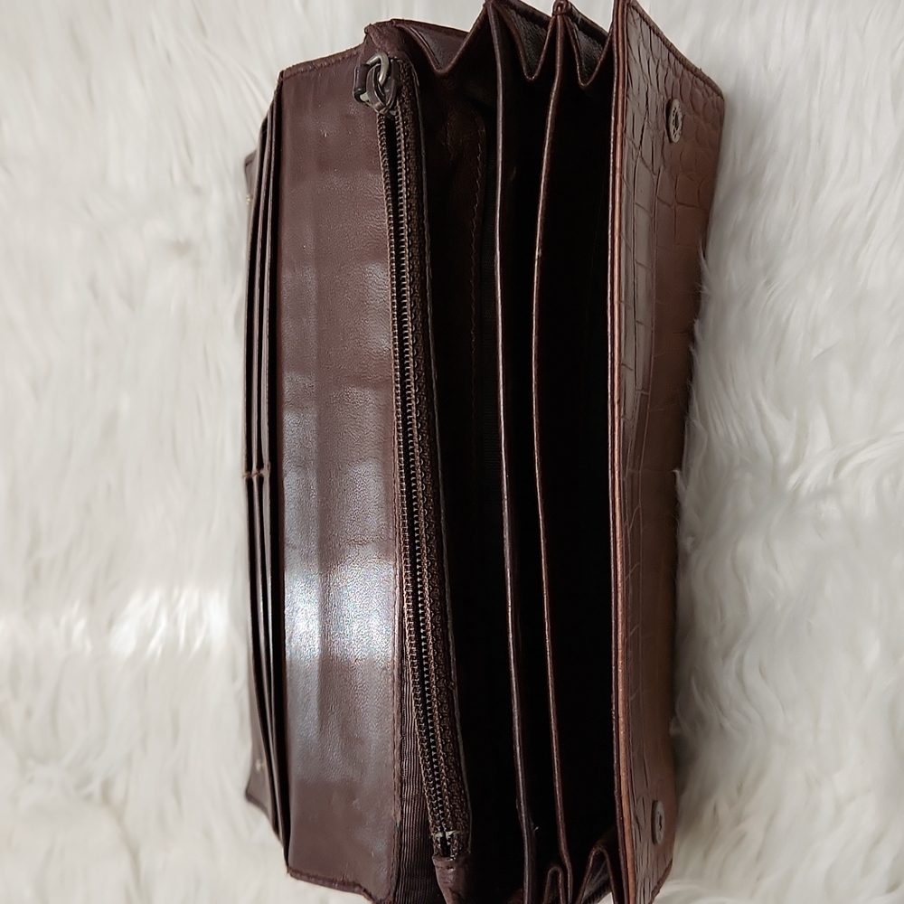 Prada Wallet - Picture 3 of 4